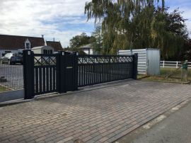portail_aluminium_bokage_avec_bas_ajoure__0.jpg