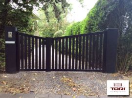 portail_aluminium_de_jardin.jpg