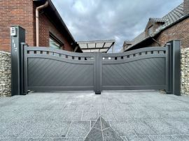portail_aluminium_modele_coat.jpeg