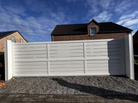 portail_aluminium_modele_jehan_.jpeg