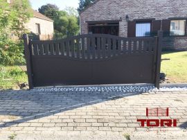 portail_aluminium_coulissant_trogeri.jpg