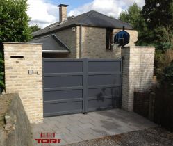 portail_aluminium_tor_2.jpg